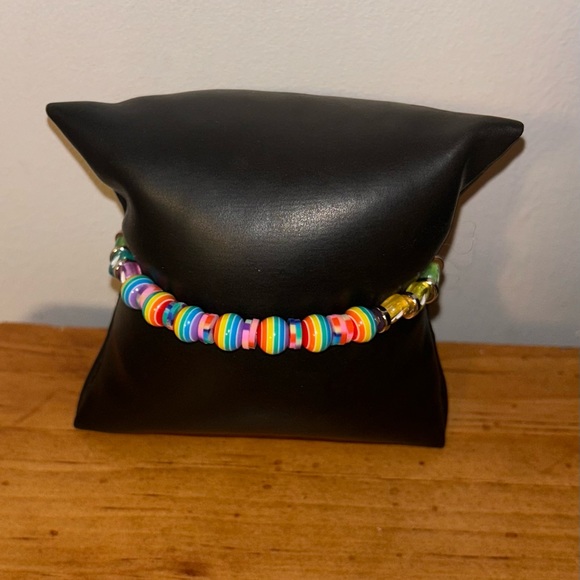 “PRIDE” 🌈Rainbow🌈 Heishi Beaded Bracelet - Picture 3 of 8